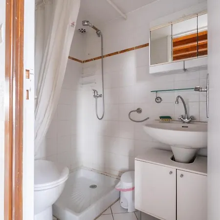 Charmante Maison A Avec Piscine Partagee Дом отдыха