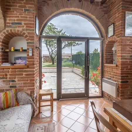 Vakantiehuis Charmante Maison A Avec Piscine Partagee *